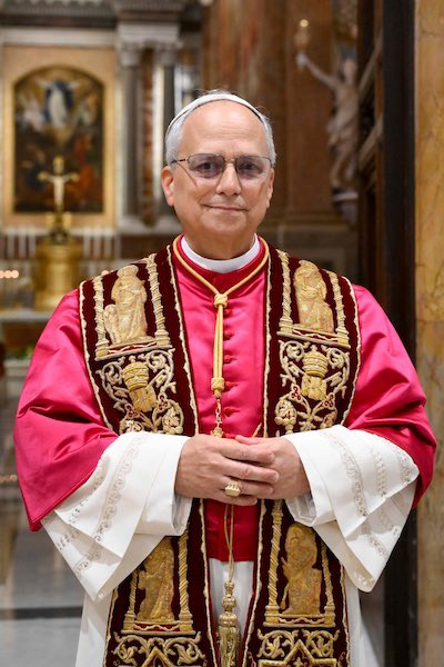 Archbishop Stephen Kaziimba (@archbp_cou) on Twitter photo Praise God from whom all blessings flow!
On behalf of the <a href="/ChurchofUganda_/">Church of Uganda</a>, I extend heartfelt congratulations to Pope Leo XIV on your election as the 267th Bishop of Rome and Supreme Pontiff of the Roman Catholic Church. We give thanks to God for your calling to this high Praise God from whom all blessings flow!
On behalf of the <a href="/ChurchofUganda_/">Church of Uganda</a>, I extend heartfelt congratulations to Pope Leo XIV on your election as the 267th Bishop of Rome and Supreme Pontiff of the Roman Catholic Church. We give thanks to God for your calling to this high
