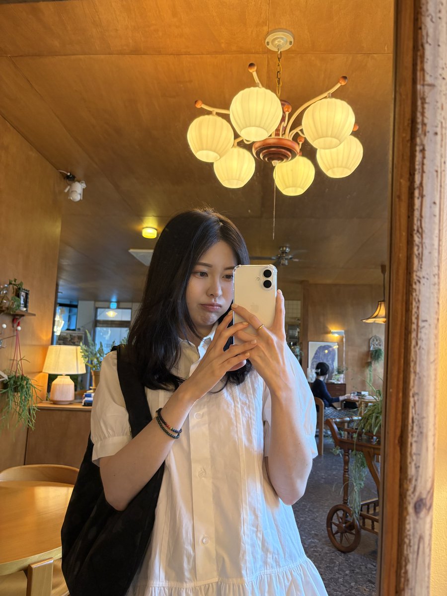 [#백예빈]

거울셀카 오랜만🪞

#백예빈 #Baekyebin #예콩