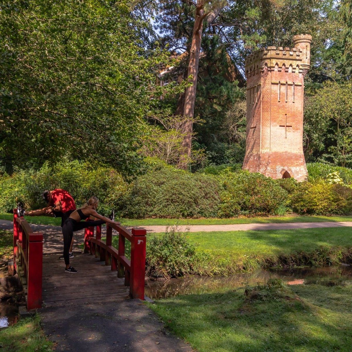 Beautiful gardens, nature, walks, lazy sundays... #LoveBournemouth ⁠
⁠
bournemouth.co.uk/things-to-do/a…