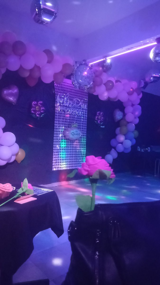 BUGS y LOLA BUNNY (@bugsbonny_0711) on Twitter photo Llegamos a Festejar al lugar del Ambiente, si, del Mejor Ambiente.....<a href="/VELVETCDMX/">💫 Velvet Sw, México 💫</a> a esta Gran Mujer y Madre que tengo por esposa.
Así que a divertirse. 👩❤️👨😍 Llegamos a Festejar al lugar del Ambiente, si, del Mejor Ambiente.....<a href="/VELVETCDMX/">💫 Velvet Sw, México 💫</a> a esta Gran Mujer y Madre que tengo por esposa.
Así que a divertirse. 👩❤️👨😍