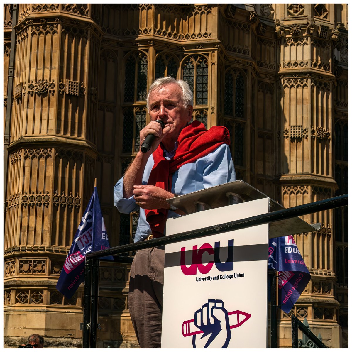 sean vernell (@62seanv) on Twitter photo Important start to UCU's campaign to defend post 16 ed. It must be the starting gun to a much bigger campaign. We cant beat Starmer's Austerity 2.0 college by college or university by university. We need UK wide action. <a href="/ucu/">UCU</a> <a href="/BrightonUCU/">Brighton UCU</a> <a href="/NewcastleUniUCU/">Newcastle University UCU newcastleucu.bsky.social</a> <a href="/LondonUCU/">UCU London Region</a> <a href="/UoNUCU/">University of Nottingham UCU branch</a> Important start to UCU's campaign to defend post 16 ed. It must be the starting gun to a much bigger campaign. We cant beat Starmer's Austerity 2.0 college by college or university by university. We need UK wide action. <a href="/ucu/">UCU</a> <a href="/BrightonUCU/">Brighton UCU</a> <a href="/NewcastleUniUCU/">Newcastle University UCU newcastleucu.bsky.social</a> <a href="/LondonUCU/">UCU London Region</a> <a href="/UoNUCU/">University of Nottingham UCU branch</a>