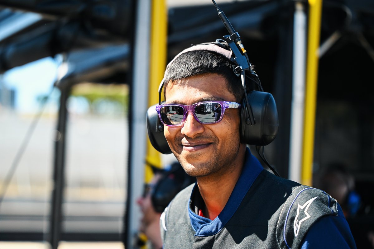 Arjuna Kankipati (@arjunakankipati) on Twitter photo Day 2 at <a href="/WeatherTechRcwy/">WeatherTech Raceway Laguna Seca</a> with <a href="/IMSARadio/">IMSA Radio</a> ✅
A busy day up and down the pitlane, and the grid is set for the <a href="/tirerack/">TireRack.com</a> Monterey SportsCar Championship.
Catch the action at Sunday 3pm ET on IMSA's YouTube for those outside the US. RS2 to listen along! Day 2 at <a href="/WeatherTechRcwy/">WeatherTech Raceway Laguna Seca</a> with <a href="/IMSARadio/">IMSA Radio</a> ✅
A busy day up and down the pitlane, and the grid is set for the <a href="/tirerack/">TireRack.com</a> Monterey SportsCar Championship.
Catch the action at Sunday 3pm ET on IMSA's YouTube for those outside the US. RS2 to listen along!