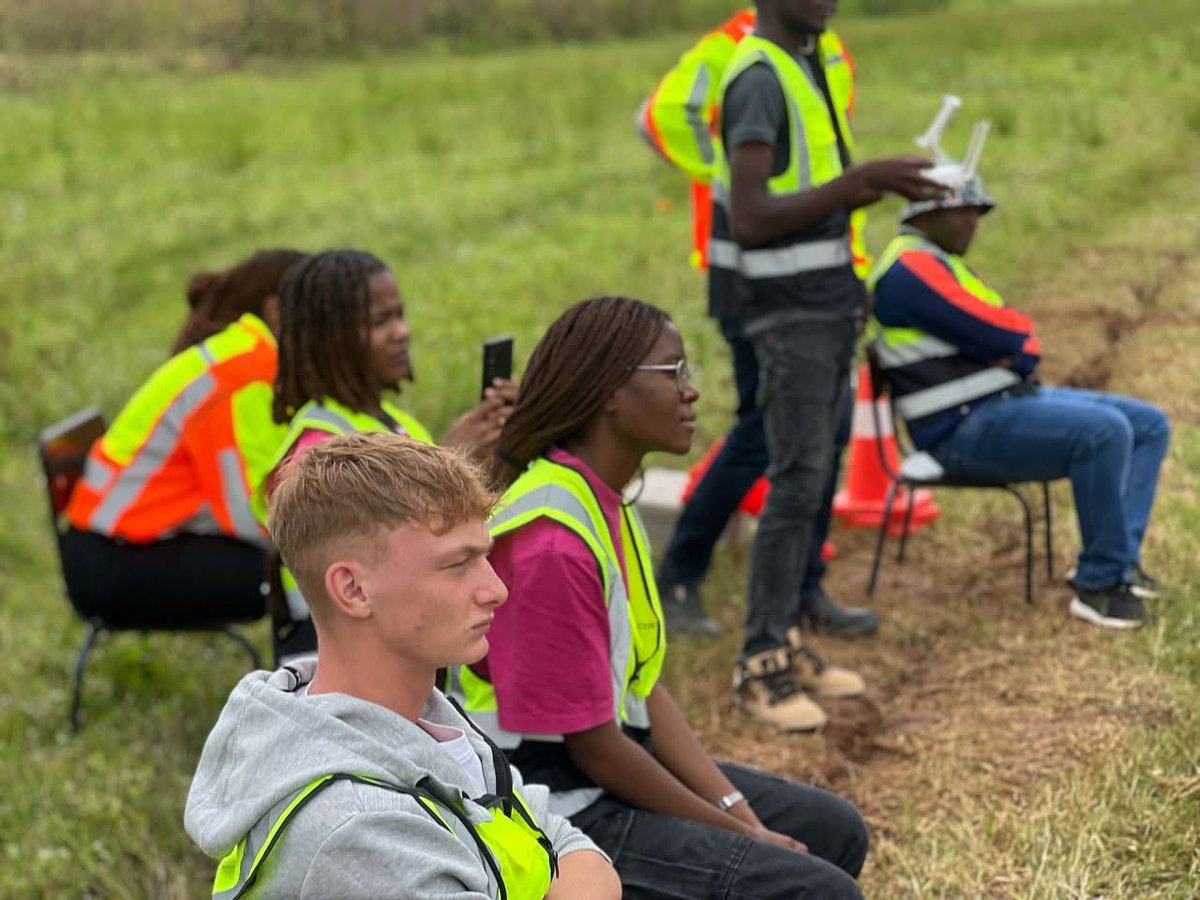 J E T H R O 🇿🇼 (@brian___jethro) on Twitter photo Mozoti i dont give you plugs 🤝👏
<a href="/afrostaincolleg/">Afrostain College</a> is offering Drone Training for all aspiring students, unobva wapihwa License 🪪 rako uchingopedza
This is a fantastic chance for anyone interested in enhancing their skills.
Don’t miss out on this opportunity Mozoti i dont give you plugs 🤝👏
<a href="/afrostaincolleg/">Afrostain College</a> is offering Drone Training for all aspiring students, unobva wapihwa License 🪪 rako uchingopedza
This is a fantastic chance for anyone interested in enhancing their skills.
Don’t miss out on this opportunity