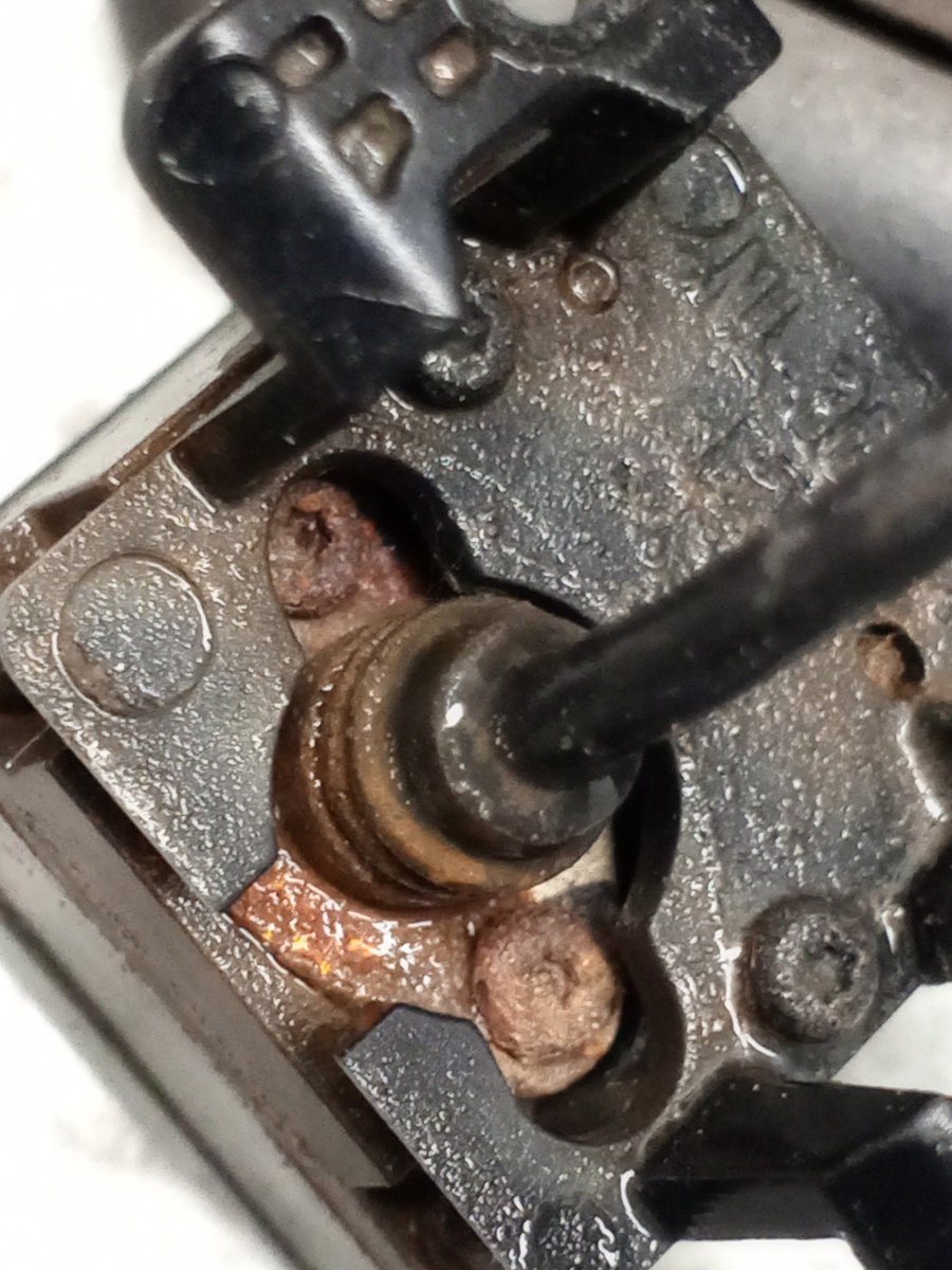 crtc3's tweet image. Китайская камера, на Джили. Полгода назад меняли.