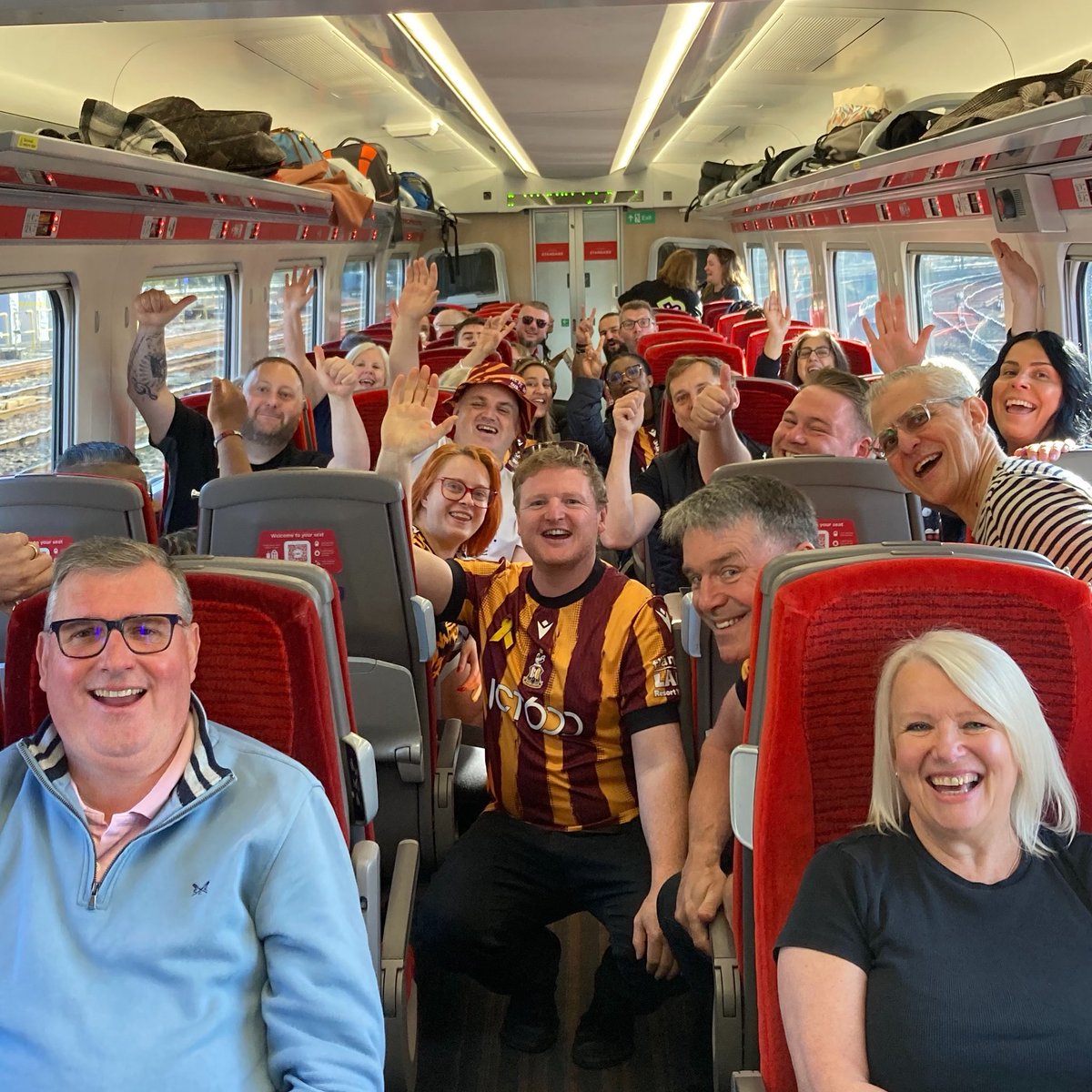 James Sills (@jsillsmusic) on Twitter photo Here we go!!!
We’re on the first train to London to perform with <a href="/BBCSingers/">BBC Singers</a> & BBC Concert Orchestra.
See you soon <a href="/MannGeorgia/">Georgia Mann</a> <a href="/owainpark/">Owain Park</a> 🙌🏼
#bantamoftheopera #ontour Here we go!!!
We’re on the first train to London to perform with <a href="/BBCSingers/">BBC Singers</a> & BBC Concert Orchestra.
See you soon <a href="/MannGeorgia/">Georgia Mann</a> <a href="/owainpark/">Owain Park</a> 🙌🏼
#bantamoftheopera #ontour