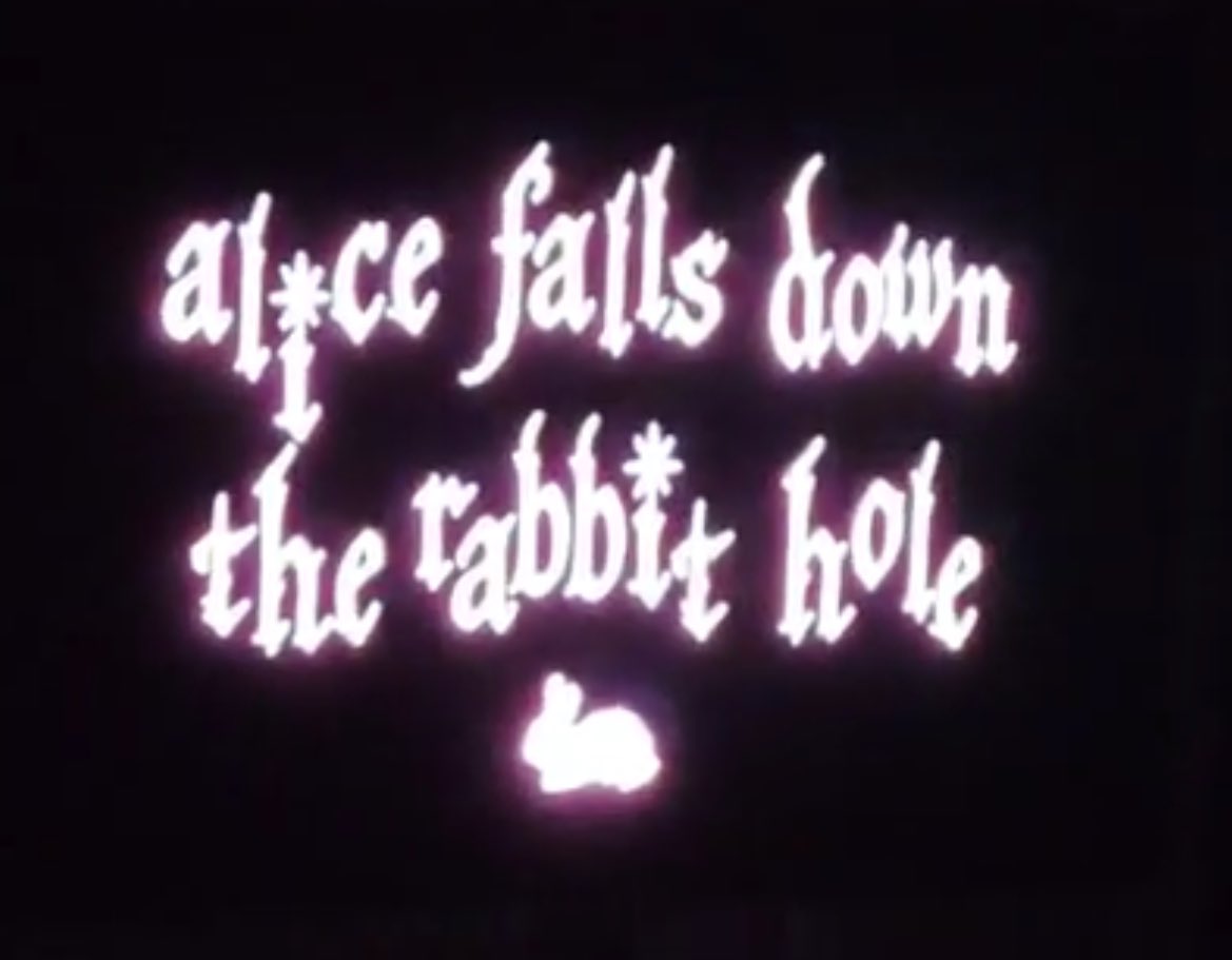 xxxhibiti0nist_'s tweet photo. alice in wonderland by halsey 🕳️🐇🪄 https://t.co/l2CQad7cIS