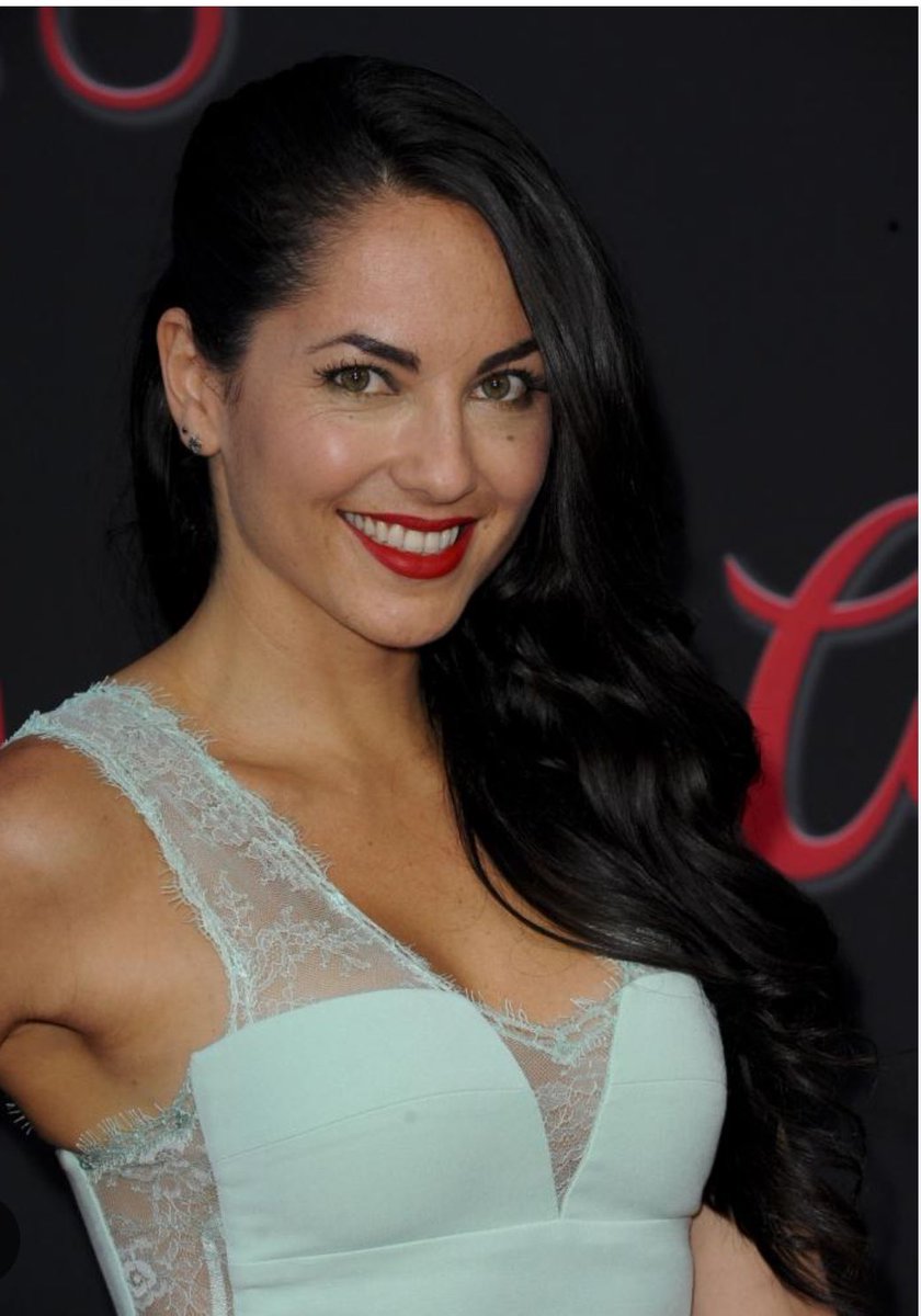 Edujimenez29's tweet photo. Let’s not forget about Barbara Mori! She was a Smokeshow back then and still is🔥 Age 47 what a MILF! #MILFCoin #titcoin #Buttcoin https://t.co/eBQm93836D