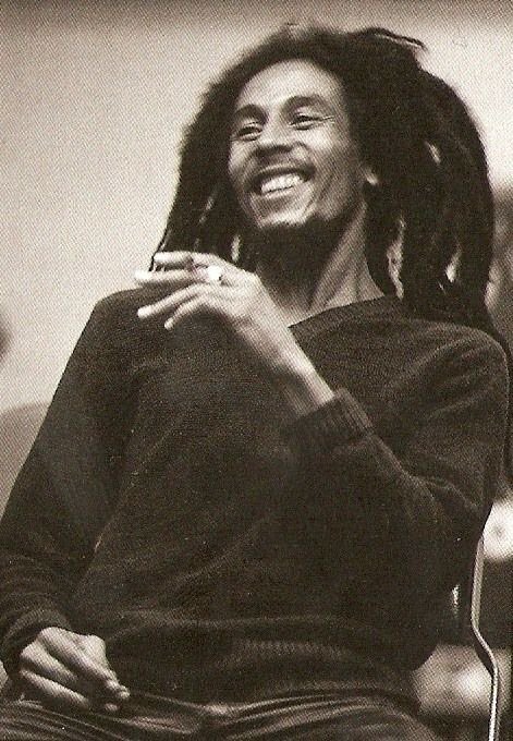 On this day in 1981, we lost a legend — Bob Marley.
His music, message, and spirit live on through generations.
“One love, one heart… let’s get together and feel all right.”
#BobMarley #OneLove #ReggaeLegend