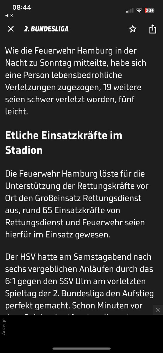 TheStudyInvesto's tweet photo. @Wuerttemberg07 @HSV Aber kultet den Platzsturm gerne weiter ab https://t.co/svf6NmKc6H