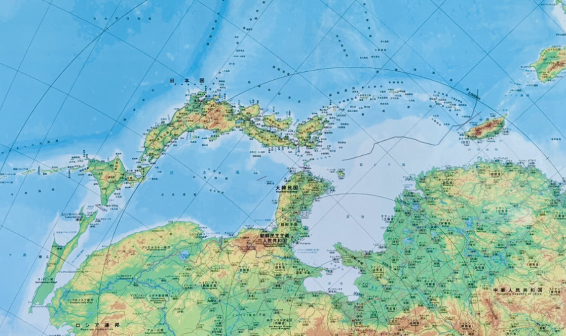 I find this map an excellent way to illustrate the geopolitical relationship between 🇯🇵, 🇨🇳 and 🇰🇷 🇰🇵, with 🇷🇺 and 🇹🇼 also key parts of the picture.