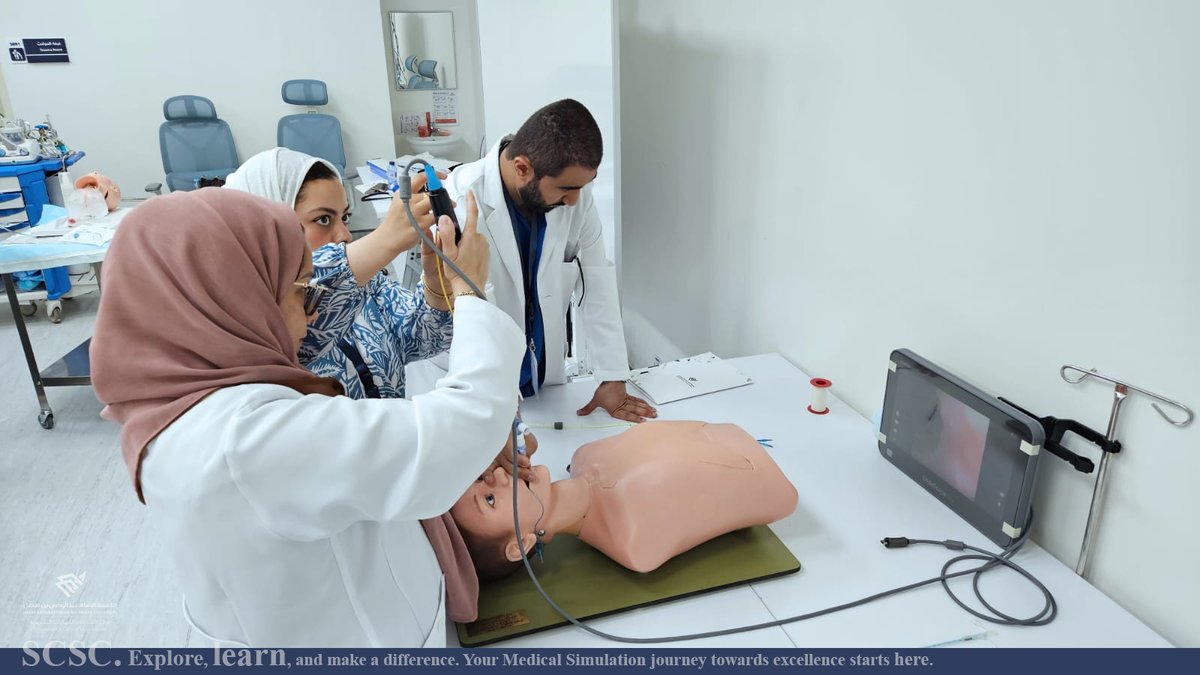 SCSCIAU's tweet image. استضاف مركز المحاكاة والمهارات السريرية بكلية الطب @Med_iau يوم السبت 10 مايو 2025 ورشة عمل : #المحاكاة عالية الدقة لتخدير عمليات الصدر وفص الرئة للتنفس الصناعي ، وذلك بمشاركة أطباء وطبيبات البورد السعودي للتخدير من #المنطقة_الشرقية و #البحرين .

#المحاكاة_الطبية
#التخدير