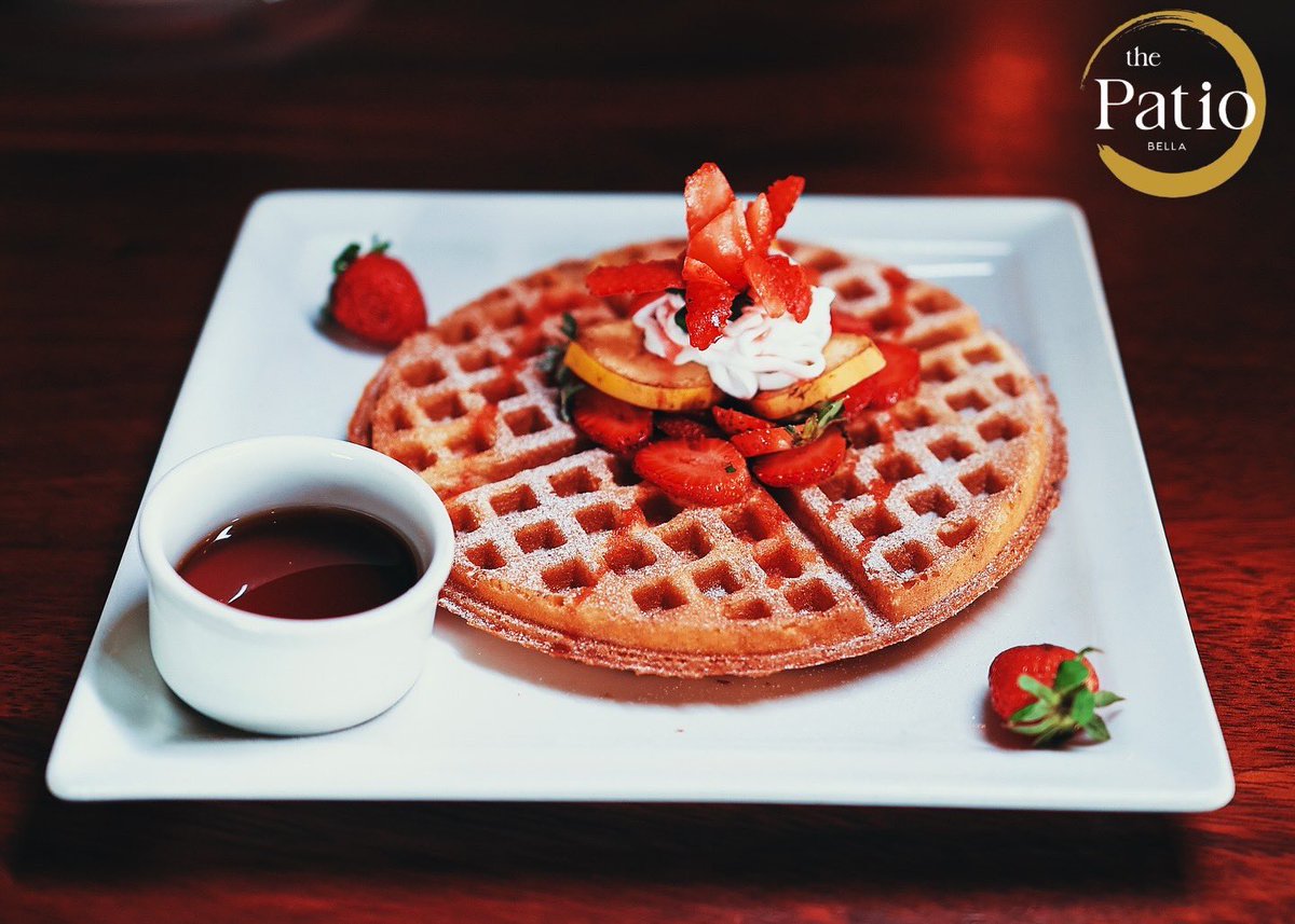 #12DaysOfBreakfast | Day 11: BELLA HONEYCOMB WAFFLES🧇
Crispy &amp; fluffy waffle, syrup, and the chef’s selection of sweet toppings — a golden treat worth waking up for!

Now on Glovo 🛵
#thepatiobella #breakfast