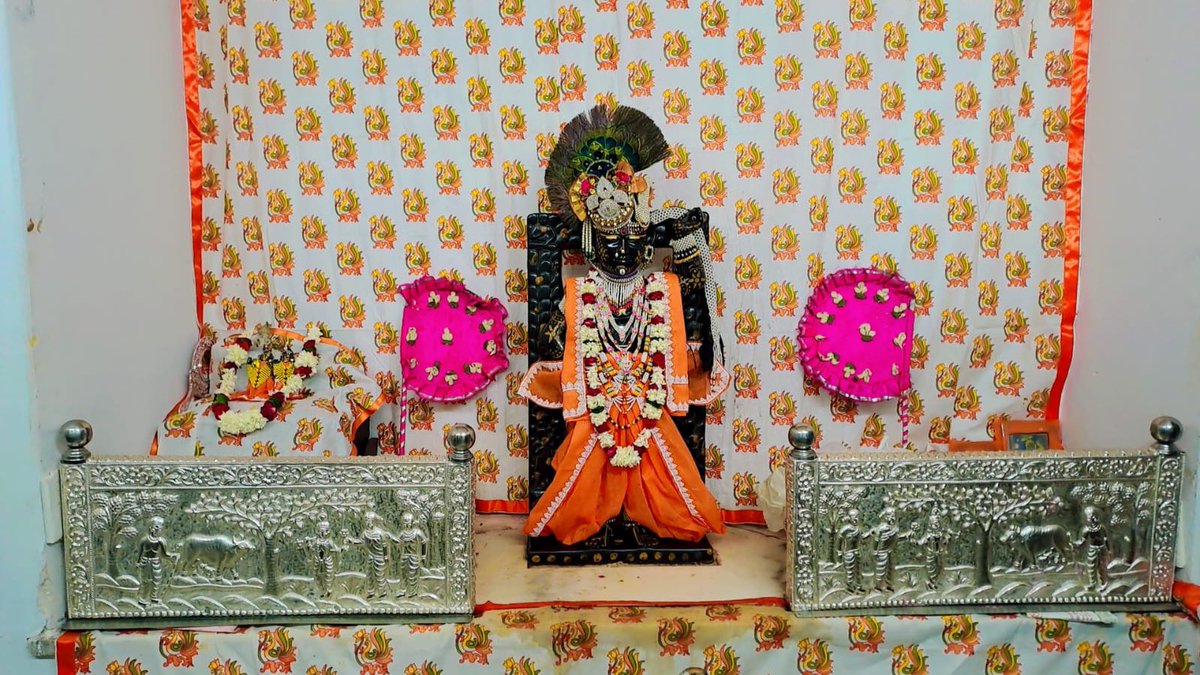 shreenathjihave's tweet photo. https://t.co/zGSqkSaBKm
