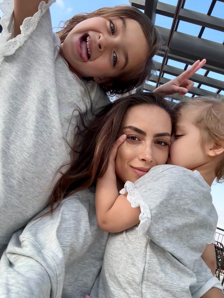 taleofu's tweet photo. Some mothers speak with words.
Some speak with looks, gestures, or steady hands through chaos.
All speak love.
To every mom – with or without words – Happy Mother’s Day.
You are powerful beyond measure. 🌸
#MothersDay #AutismMoms #AllMoms #LoveInEveryForm https://t.co/q2Dt4BdzQG