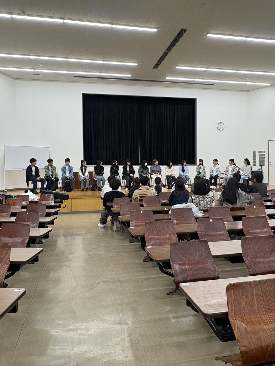 tcue_mandolin's tweet image. 4/25(金)に決定新歓が行われました！
今年はなんと‼️20人もの新入生が入部してくれました‼️

部室に眠っていた楽器をかき集めても足りないくらいです😵嬉しい悲鳴ですね😆

今年の定期演奏会では、より迫力のある演奏をお届けできるのではないかと思います！ぜひお楽しみに！

#高崎経済大学 #tcue