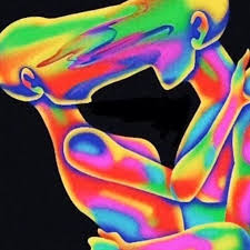 Colors tear apart the body, and the mind finally runs naked