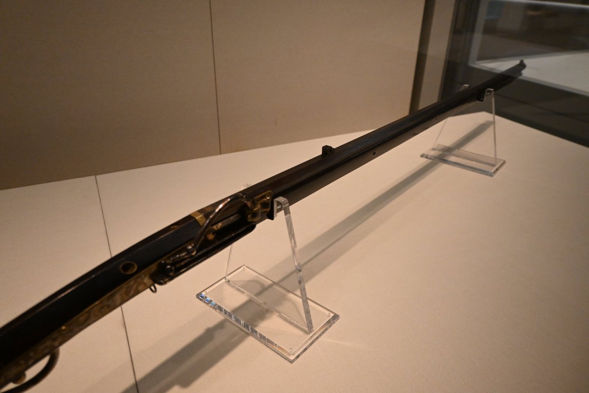 🏯火縄銃 銘 日本清尭 徳川家康が愛用したといわれる火縄銃。スラリと