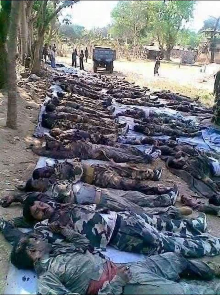 Umar_Zafar_Ch's tweet photo. @sanjaypandit956 @blackstatue @GeneralBakshi Like this g***do https://t.co/8wvysKKDbN
