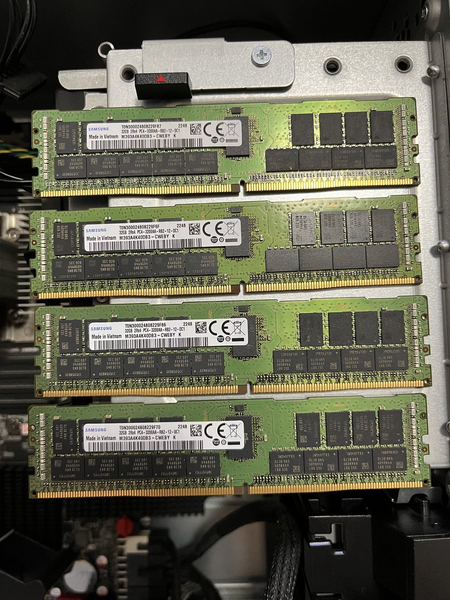 super_pyth's tweet image. 搞了个新电脑,准备脱离Mac生态了,狗苹果这几年越搞越倒退了不想忍了。不过,迫于之前win电脑故障,导致恢复指纹环境太费劲,这次首先就测试了一下群晖、威联通的PC整机备份功能,效果还不错配合新电脑板载万兆网卡,备份速度快的很。恢复系统的效果也不错,驱动、cookie、web3钱包状态都还是完整的,…