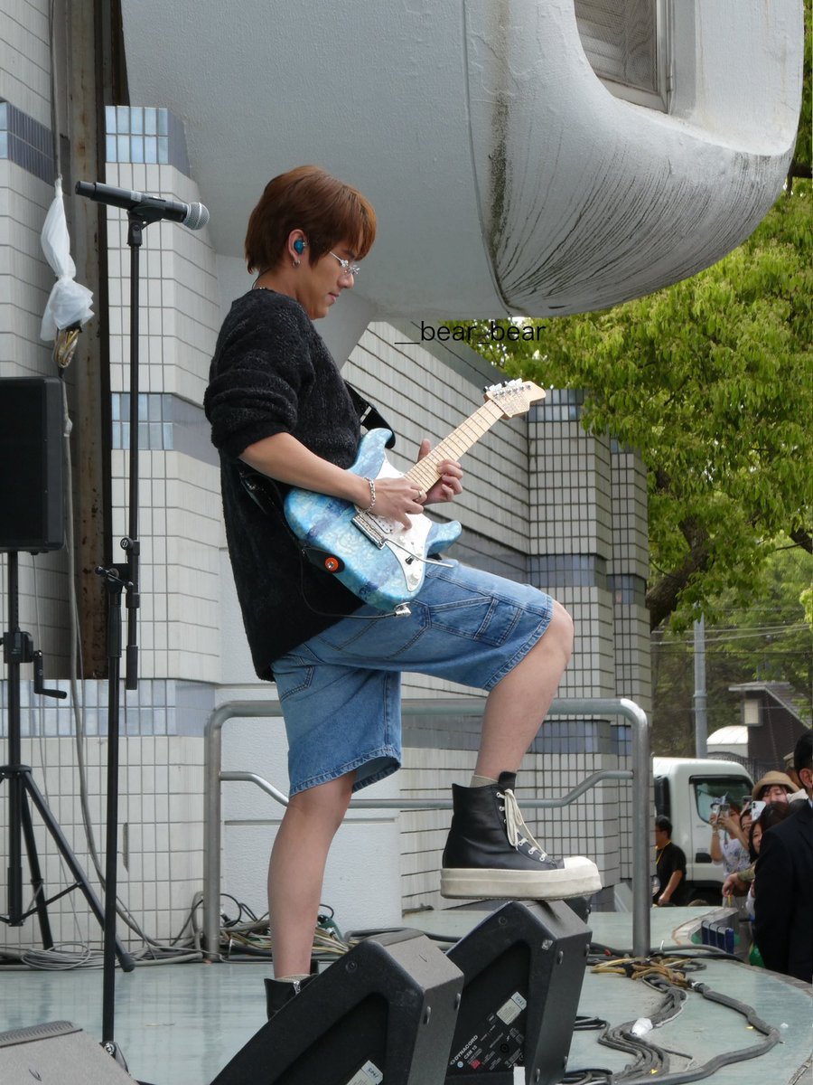 __bear_bear's tweet photo. Bad Buddy歌ってくれて嬉しかった🎤
#ThaiFestivalTokyo2025xNanon #タイフェス東京2025 #thaifestivaltokyo2025 #nanon_korapat https://t.co/78bOZlLVIx