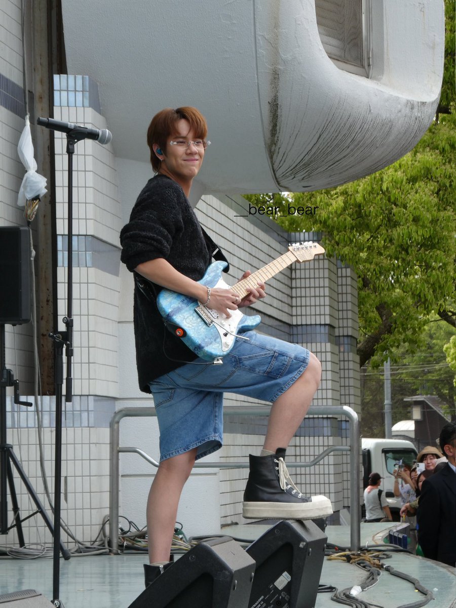 __bear_bear's tweet photo. Bad Buddy歌ってくれて嬉しかった🎤
#ThaiFestivalTokyo2025xNanon #タイフェス東京2025 #thaifestivaltokyo2025 #nanon_korapat https://t.co/78bOZlLVIx
