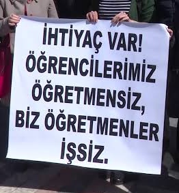 ‼️"Düşük netlerle atanıyorlar."
👉YANLIŞ! Derece yapıyoruz atamıyorlar. 
‼️"Çocuklarınızı emanet ettiğiniz kişilerin niteliğini görmemiz lazım."
👉YANLIŞ, okullarda eğitim fakültesi mezunu olmayan 47.534 kişi ücretli öğretmenlik yapıyor.
<a href="/Yusuf__Tekin/">Yusuf Tekin</a>

#EkAtama2024YineUlusta