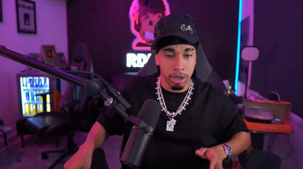 TVTOP España tweet media