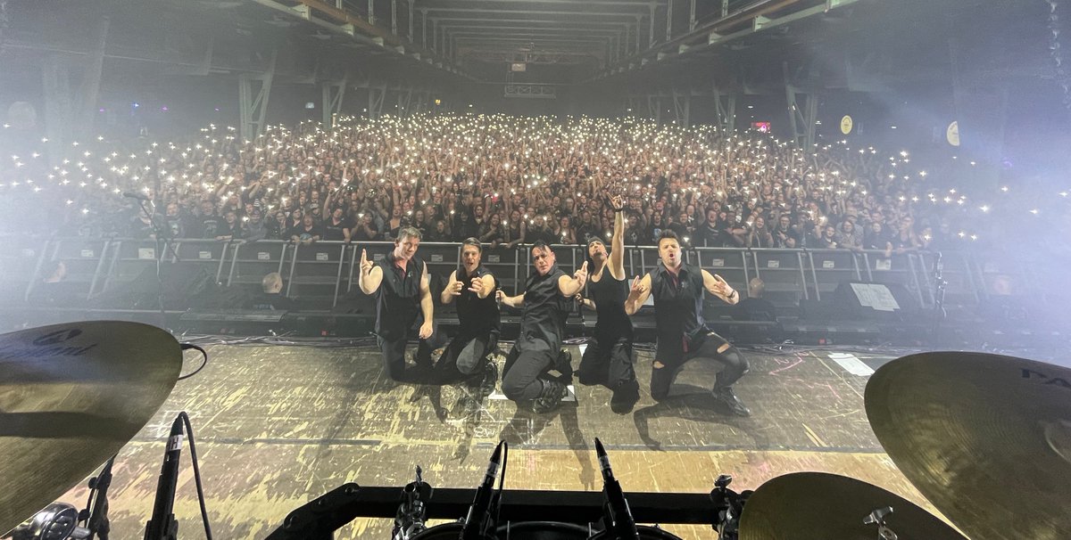 #munich #München 🖤 You ROCK 🤘 Danke, Merci, Thank you ! Next week: #Berlin, #Leipzig + #Hannover 🖤🖤🖤