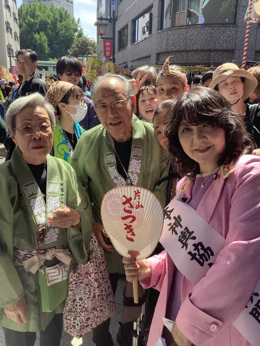 神田祭リ 各町会の応援に地元区議さんと周り、その後神田明神入り！法
