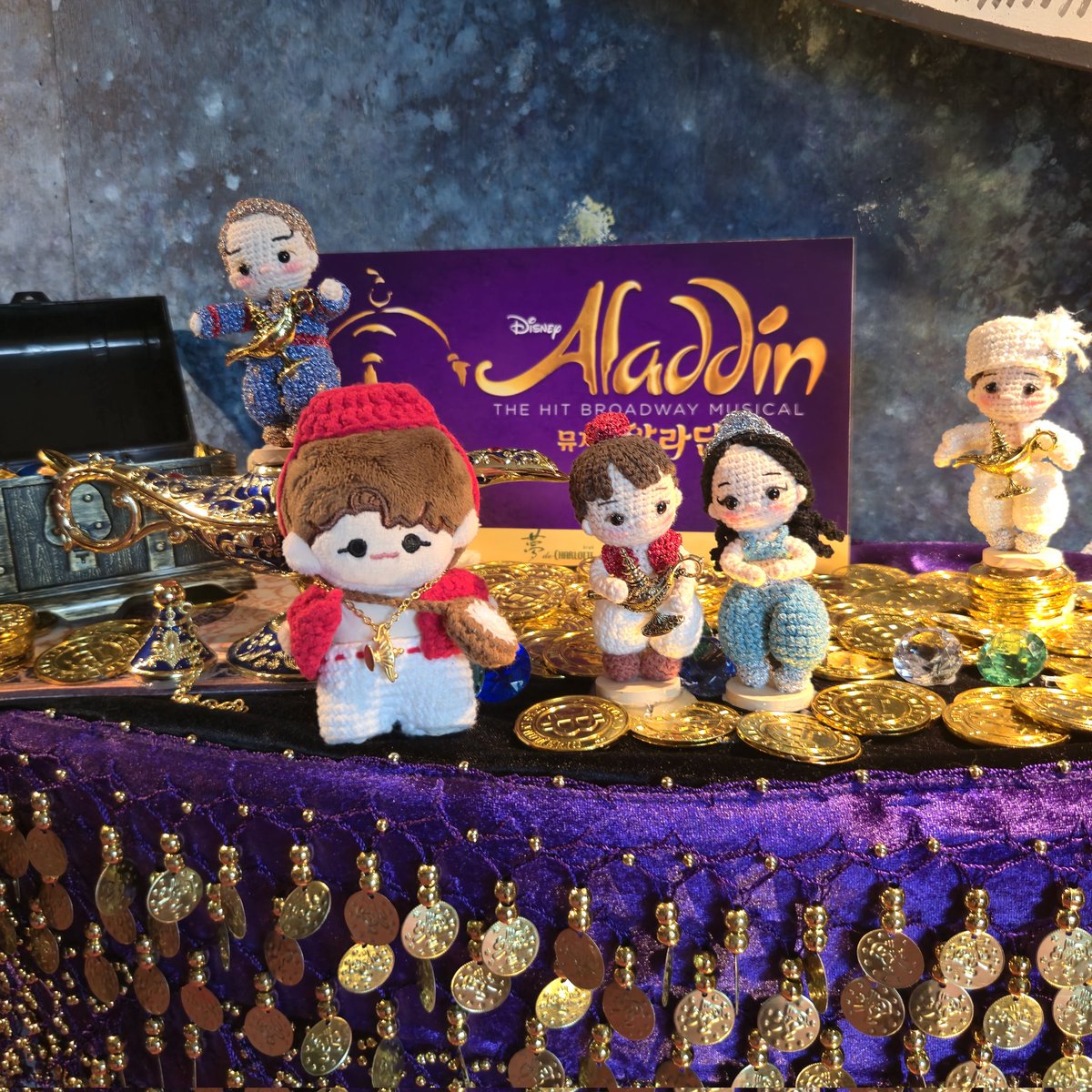 🧞‍♂️250511 뮤지컬 알라딘👳‍♀️🕌
자스물하나2️⃣1️⃣ 𝑨𝒍𝒂𝒅𝒅𝒊𝒏 |  김준수

👳일루와봐 👸안봄 
👳빨리 👸딴짓 👳어허 혼나!
🍎사과데구르르
🗣먹을거아니고 장난칠꺼면 돈내!
👳떨어뜨렸는데 죄송해요
오늘 애드립 빵빵 터진날 잼있었당

#김준수 #알라딘 #샤라딘 #알롱이