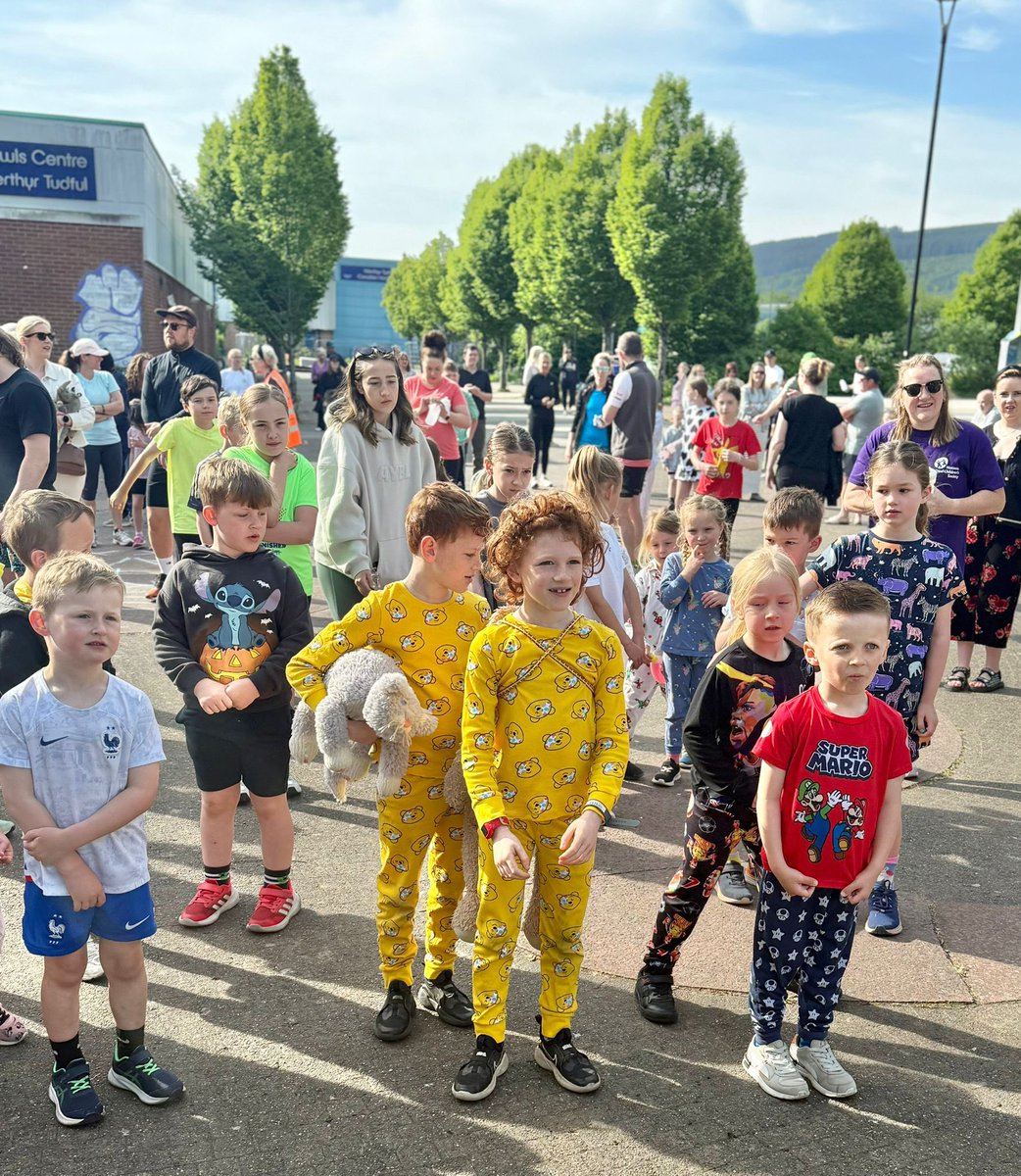 We had a lovely morning at Merthyr Junior Parkrun today! We had a PJ party with a very special guest 💛❤️ Winnie 💛❤️
<a href="/juniorparkrunUK/">junior parkrun UK</a> <a href="/parkrunUK/">parkrun UK</a> <a href="/parkrun/">parkrun 🌳</a>