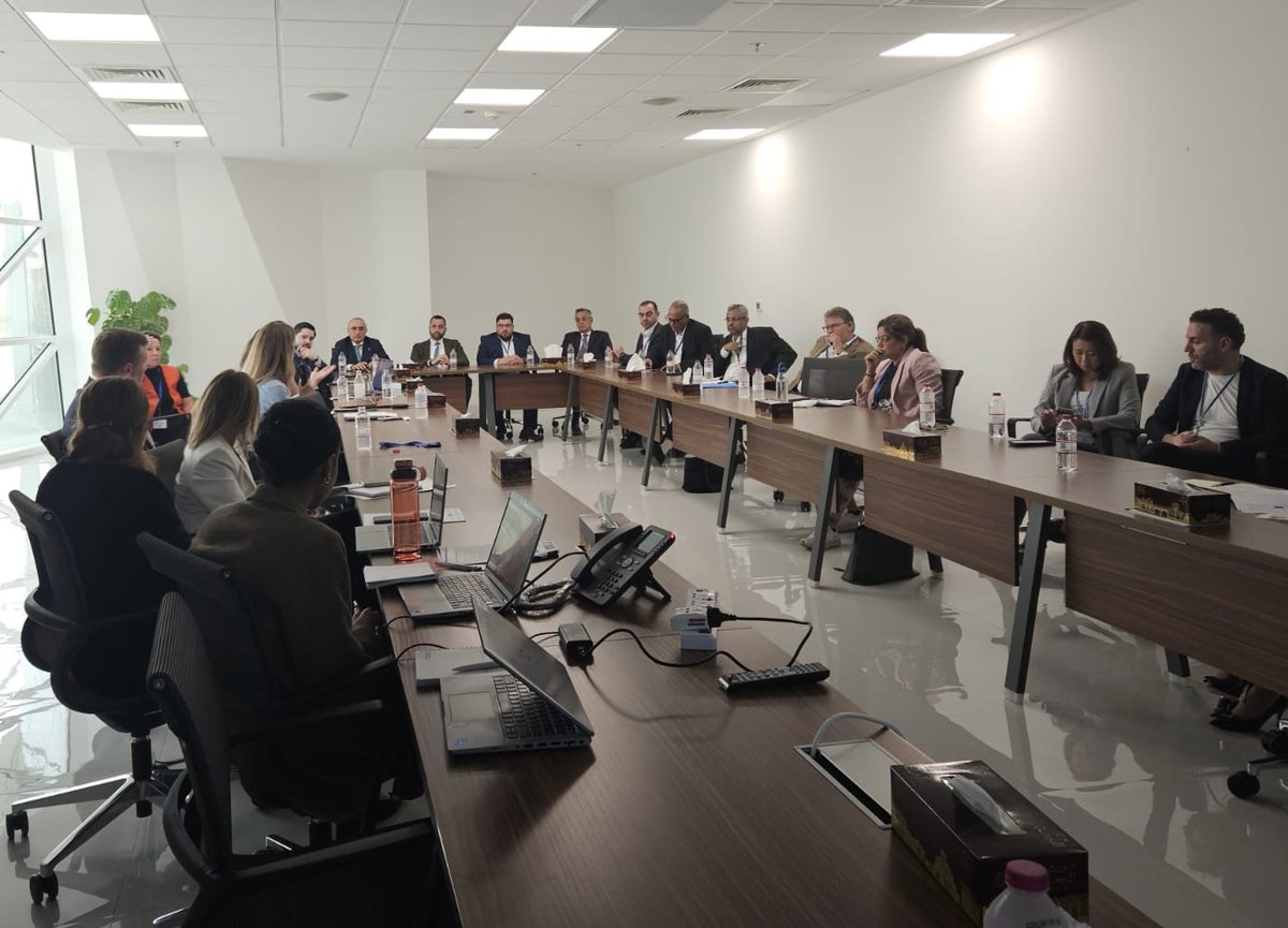 SwedenInQatar's tweet photo. 🇸🇪 Sweden joined partners in 🇶🇦 to reaffirm our commitment to #CSR and sustainability.

🤝 Co-hosted talks with @ILOQatar  &amp; @NLinQatar   incl. @ABBgroupnews @ericsson @IKEAQatar 
Took part in #CSR2025 at @QatarUniversity 
Engaged on EU #DueDiligence with ILO https://t.co/ILQho5944k