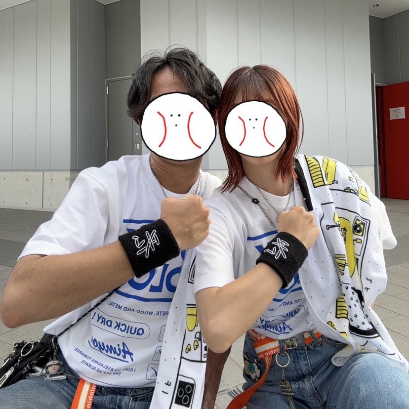 my0ndaisukinan0's tweet photo. ドルアパ増築公演KアリDAY2参戦🐬

アリーナ4列でしかも花道沿いという神席でついにみょんちゃんの手に触れた…🤲✨ステージ近すぎてずっとガン見して歌・表情・動きを目に焼き付けておいた👀目も絶対何回か合った👀👀

セトリも曲のアレンジも本当に最高でたくさんのパワーと幸せをありがとう🫶 https://t.co/tXFP9gWd84