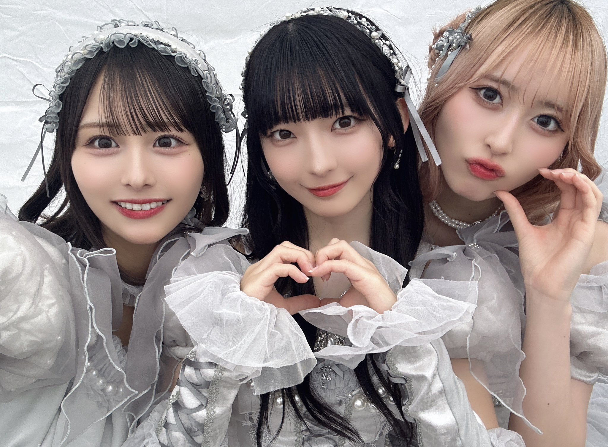幸せなふたりに贈る結婚祝い 詩央里 永田 (@nagata_shiori_) X / アイドル