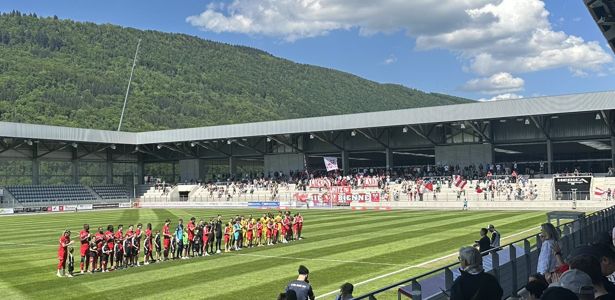 JostsWelt's tweet photo. Der @fcbielbienne ist bereit gegen den @fcbavois den nächsten Schritt Richtung #ChallengeLeague zu nehmen.
#PromotionLeague #icicestbienne #fiersdetrebiennois https://t.co/DHSlp3UbC3