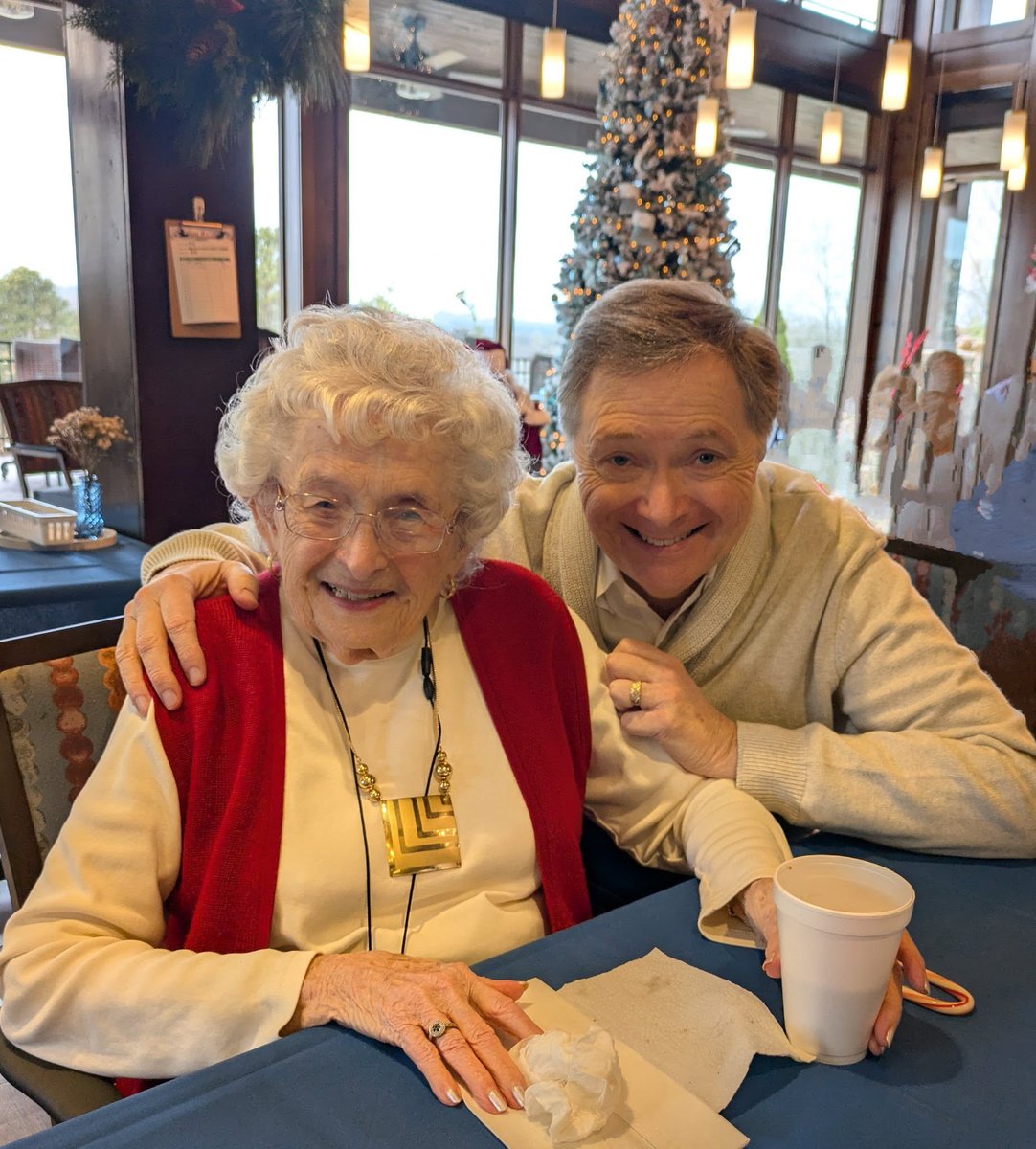 Mark L. Williams (@drmarklwilliams) on Twitter photo Here’s wishing “Happy Mothers’ Day” to my mom, Rose Marie Williams. Though 94 and recovering from a fall, her love & prayers mean more to me now than ever. Here’s wishing “Happy Mothers’ Day” to my mom, Rose Marie Williams. Though 94 and recovering from a fall, her love & prayers mean more to me now than ever.