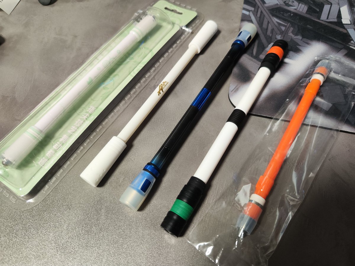 lock_63's tweet photo. ケイフェスの戦利品
オレンジバスターはじゃんけん大会で手に入れました https://t.co/OHygkpnqyr