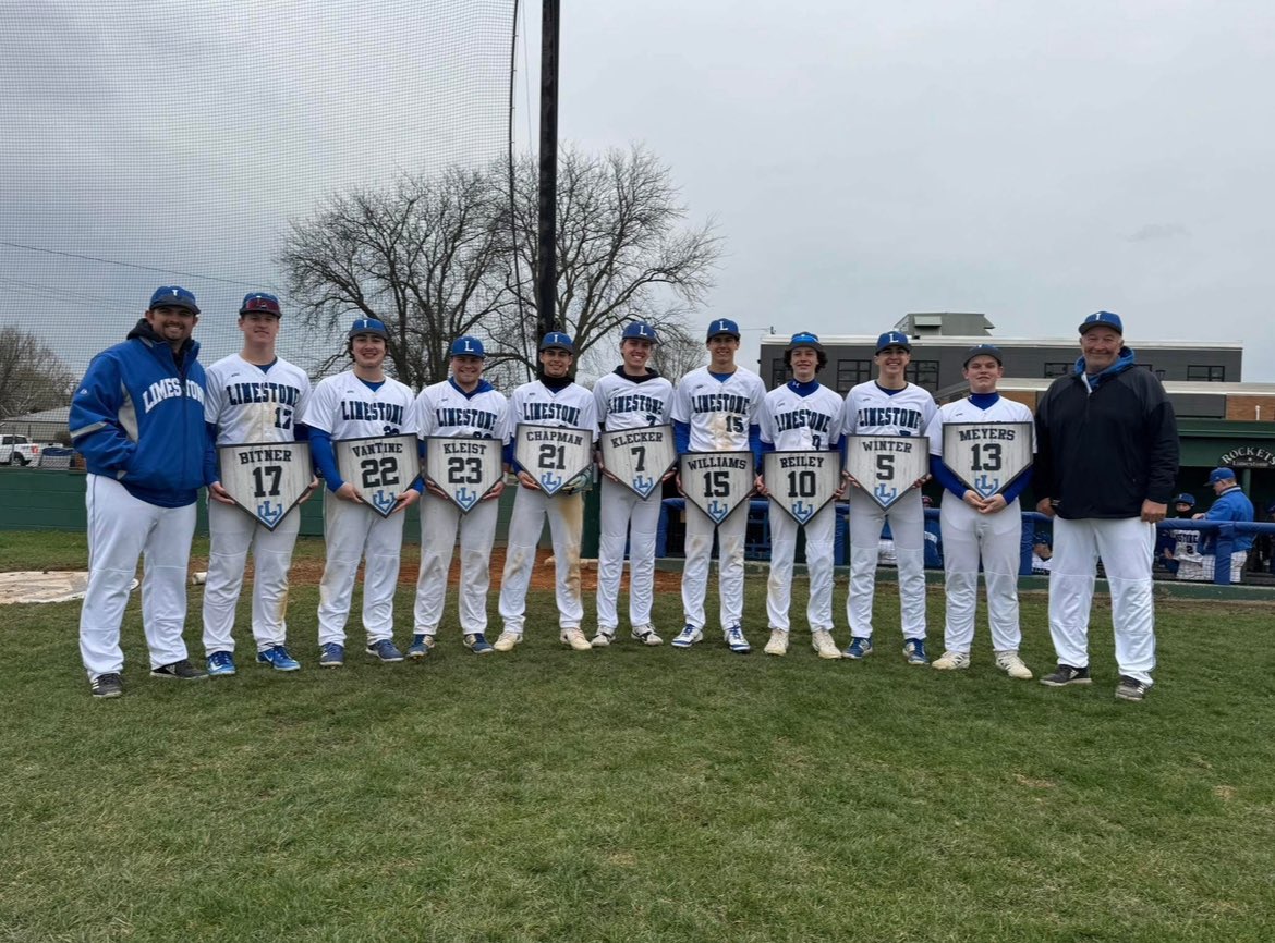 Congratulations to our seniors on graduation yesterday! Finish on a run!