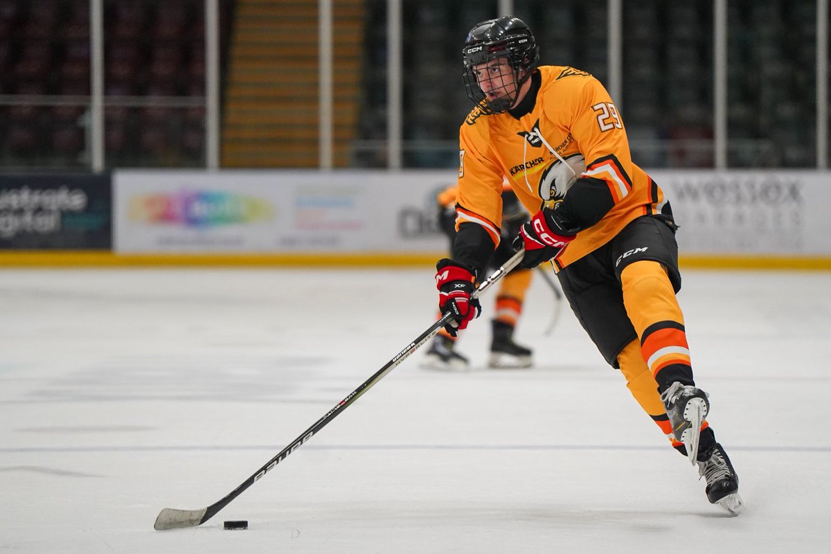 LPPhotography27's tweet photo. Cardiff Eagles 🦅 https://t.co/LPafhMFTBL