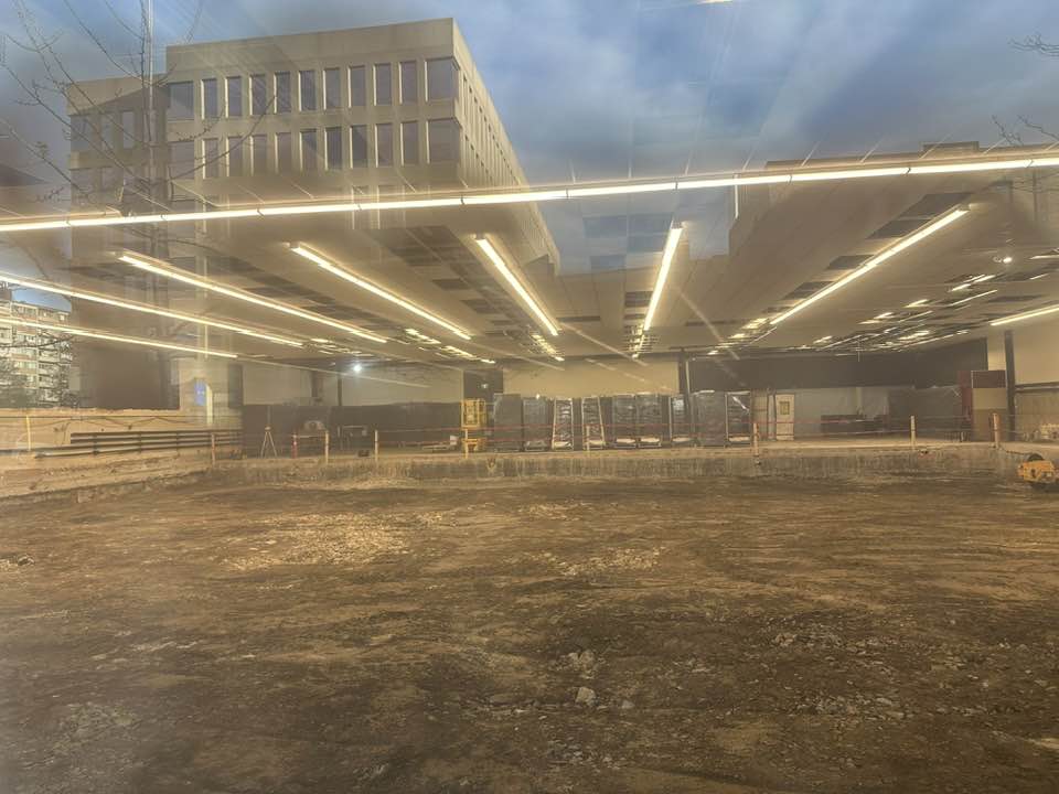 BonneauLine's tweet image. De la terre battue à la réouverture en 19 jours? Les paris sont ouverts. @metromonepicier @CDN_NDG