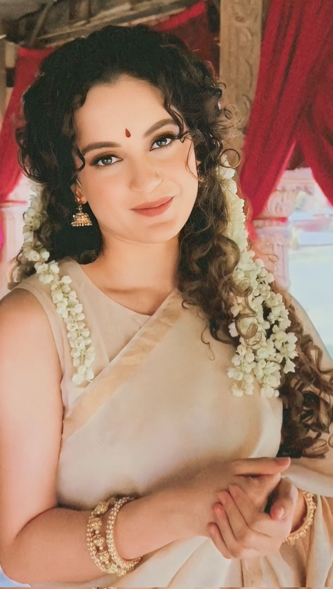 Abhishekkrstan's tweet photo. Happy Mother's Day to the Mother of all Kangster Fandom 💖
#KanganaRanaut @KanganaTeam https://t.co/u9uKkSUPyf
