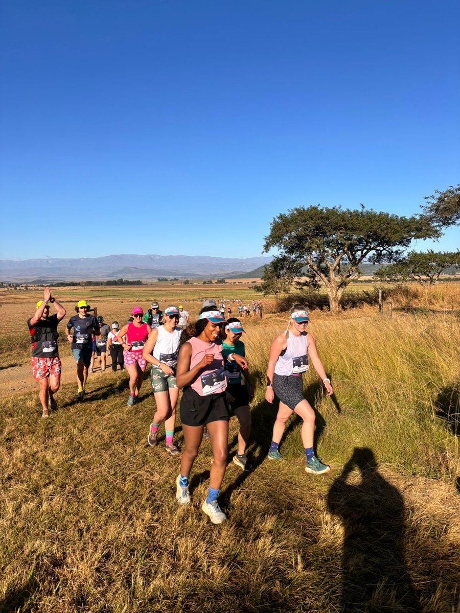 StandardBankZA's tweet photo. An early start for our runners today ๐๐พโโ๏ธ๐๐ฝโโ๏ธ
A quick taxi ride and then 15km of beautiful trail running.
#OxpeckerTrailRun https://t.co/bcrZlfn5VM