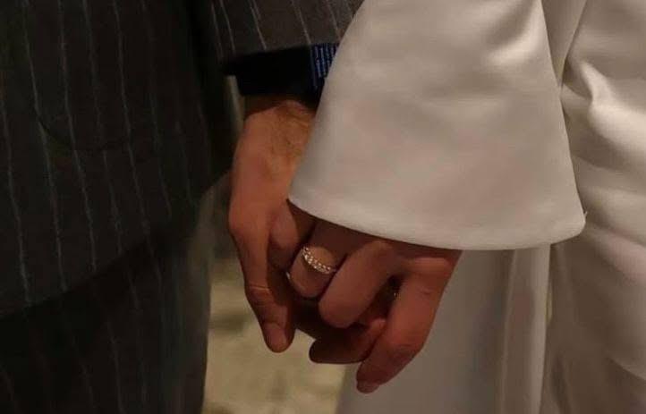 يوم أحببتُك تغيّرت أولوياتي صارت كُلها أنت .🤍