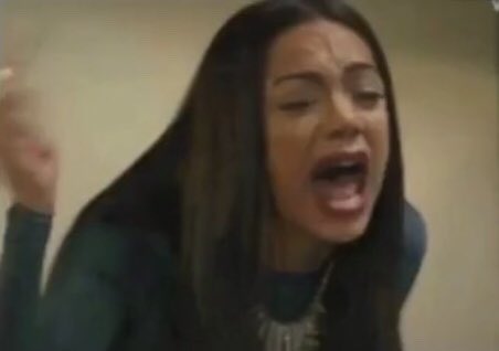 ready_set_live's tweet photo. Everytime a baddie cries over a man an angel loses its wings. It’s me I’m the baddie *screams* https://t.co/l117pmq1ux