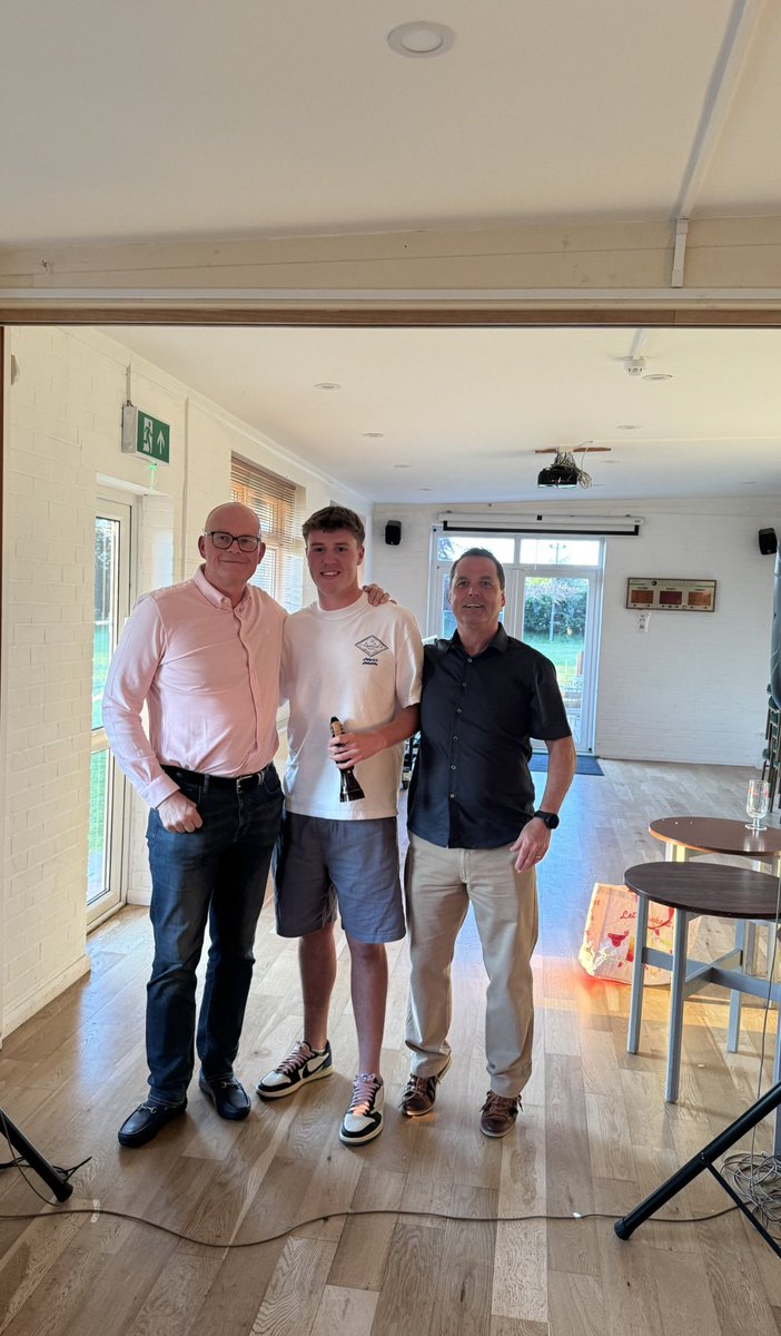 Holmer Green FC tweet media