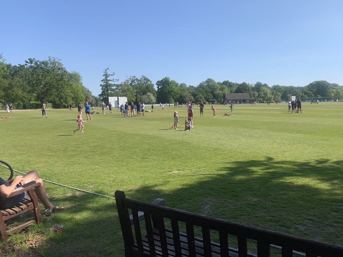 Future_legends_'s tweet photo. Great to see loads of junior cricket this morning @beaconsfieldcc Great weather, great engagement, great numbers #development https://t.co/ZXWHZdboEK