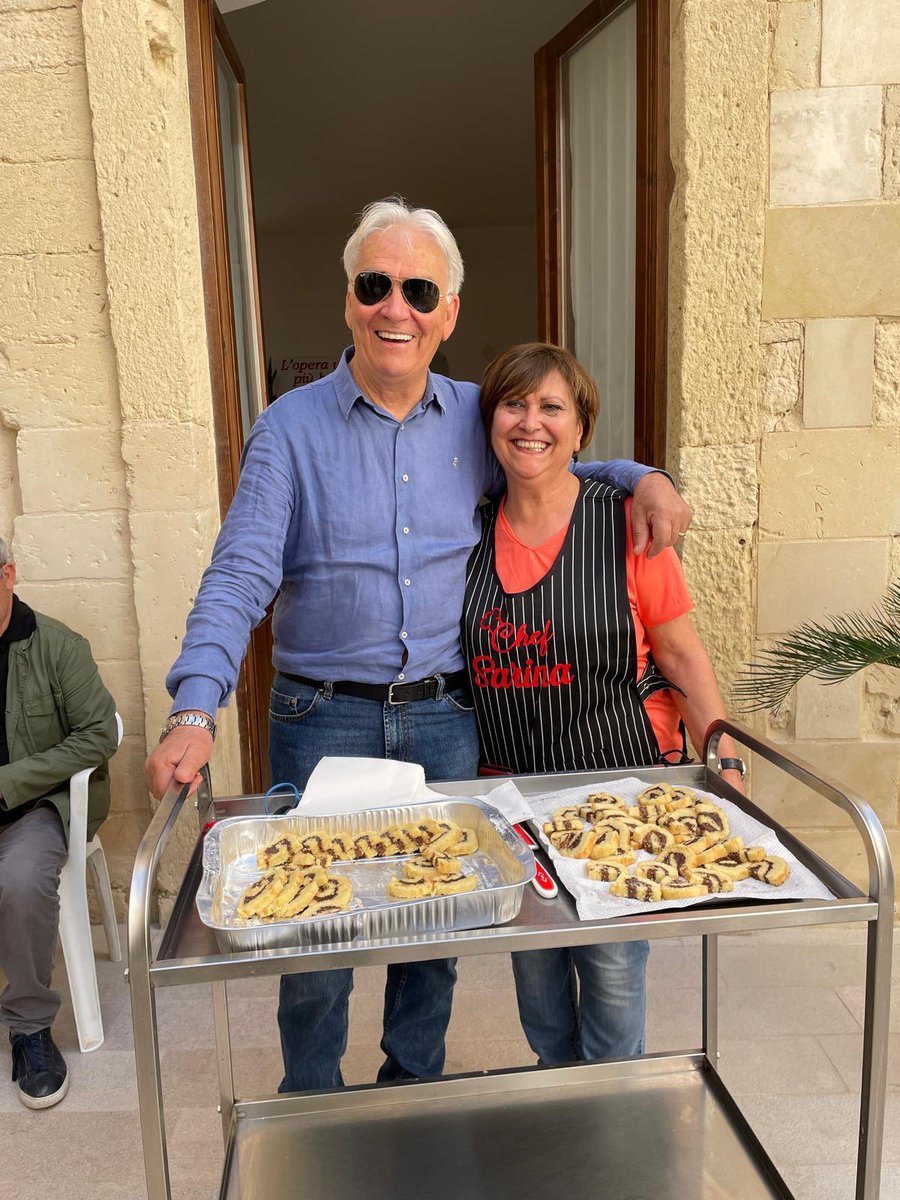 CislLecce's tweet photo. #Lecce #11maggio 
Il nostro augurio a tutte le #mamme dalla #CasadellaCarita. Una domenica all’insegna della #gioia e della solidale vicinanza ai fratelli più fragili della nostra #comunita. Un augurio al nostro Mario Renna per il suo compleanno. #insieme https://t.co/qKVM6rrDKB