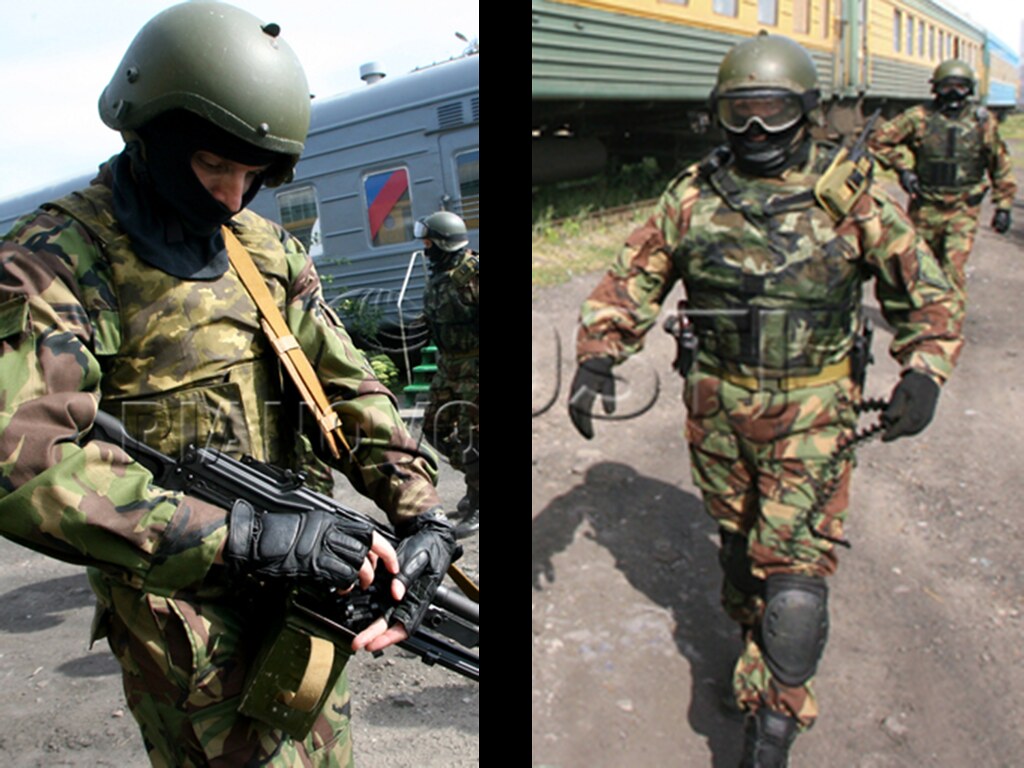 callsignspoon's tweet photo. A little post on how interesting it is that the Russian Federation created their own slightly tweaked version of British DPM and managed to issue it to a set group of different units, including Border Troops and some internal forces. Undeniably, this goes hard as FUCK. https://t.co/FII0MpPSI6
