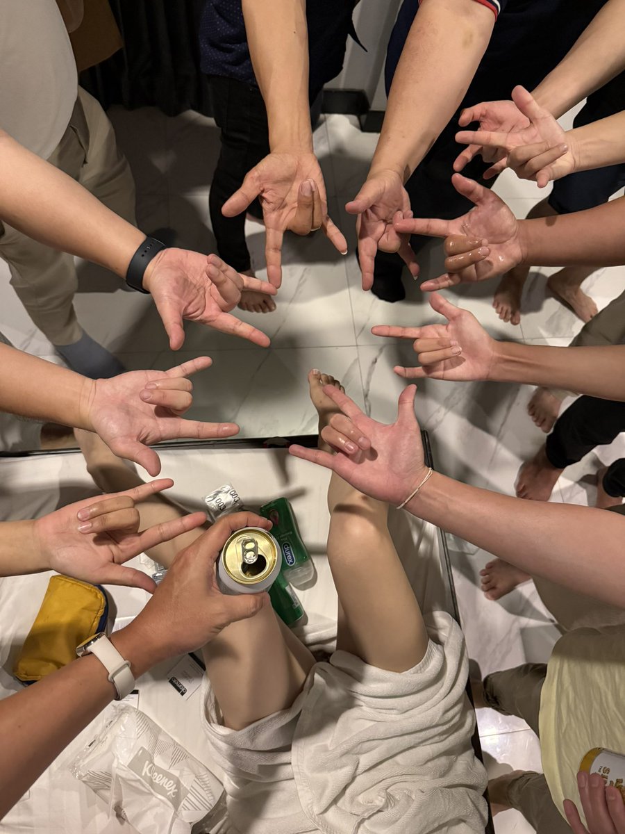 พี่โก้ global_swg (@global_swg) on Twitter photo จบไปแล้วครับกับเวิร์คชอป Golden Finger💦 ผมมีความยินดีมากที่เห็นทุกท่านตั้งใจเรียนสุดๆ👍 จากคนที่ทำไม่เป็นก็ทำเป็น💦 จากที่ทำเป็นอยู่แล้วก็ทำได้ดีขึ้นไปอีก💦💦💦
🔥🔥🔥รุ่นสองเร็วๆนี้ กดติดตามและกดแจ้งเตือนไว้เลยครับ🔥🔥🔥 จบไปแล้วครับกับเวิร์คชอป Golden Finger💦 ผมมีความยินดีมากที่เห็นทุกท่านตั้งใจเรียนสุดๆ👍 จากคนที่ทำไม่เป็นก็ทำเป็น💦 จากที่ทำเป็นอยู่แล้วก็ทำได้ดีขึ้นไปอีก💦💦💦
🔥🔥🔥รุ่นสองเร็วๆนี้ กดติดตามและกดแจ้งเตือนไว้เลยครับ🔥🔥🔥