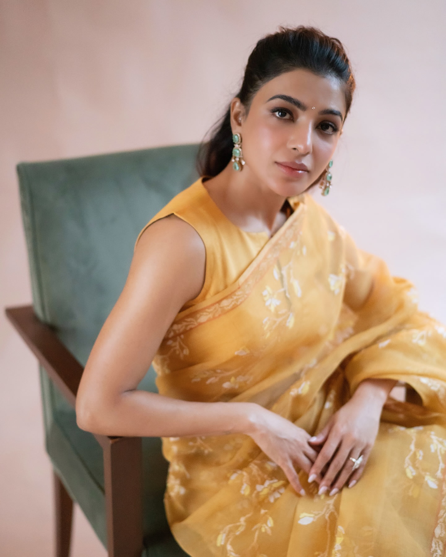 GqqLkarbwAA4Ozx?format=jpg&name=large